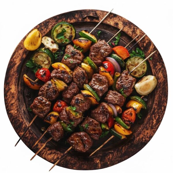 وجبة كباب صافي من مطعم قوطه للمشويات، تُحضّر من لحم بلدي طازج ومشوي على الفحم بنكهة شرقية مميزة، لتمنحك طعمًا غنيًا ولذيذًا في كل لقمة. مناسبة لمحبي المشويات الأصيلة.